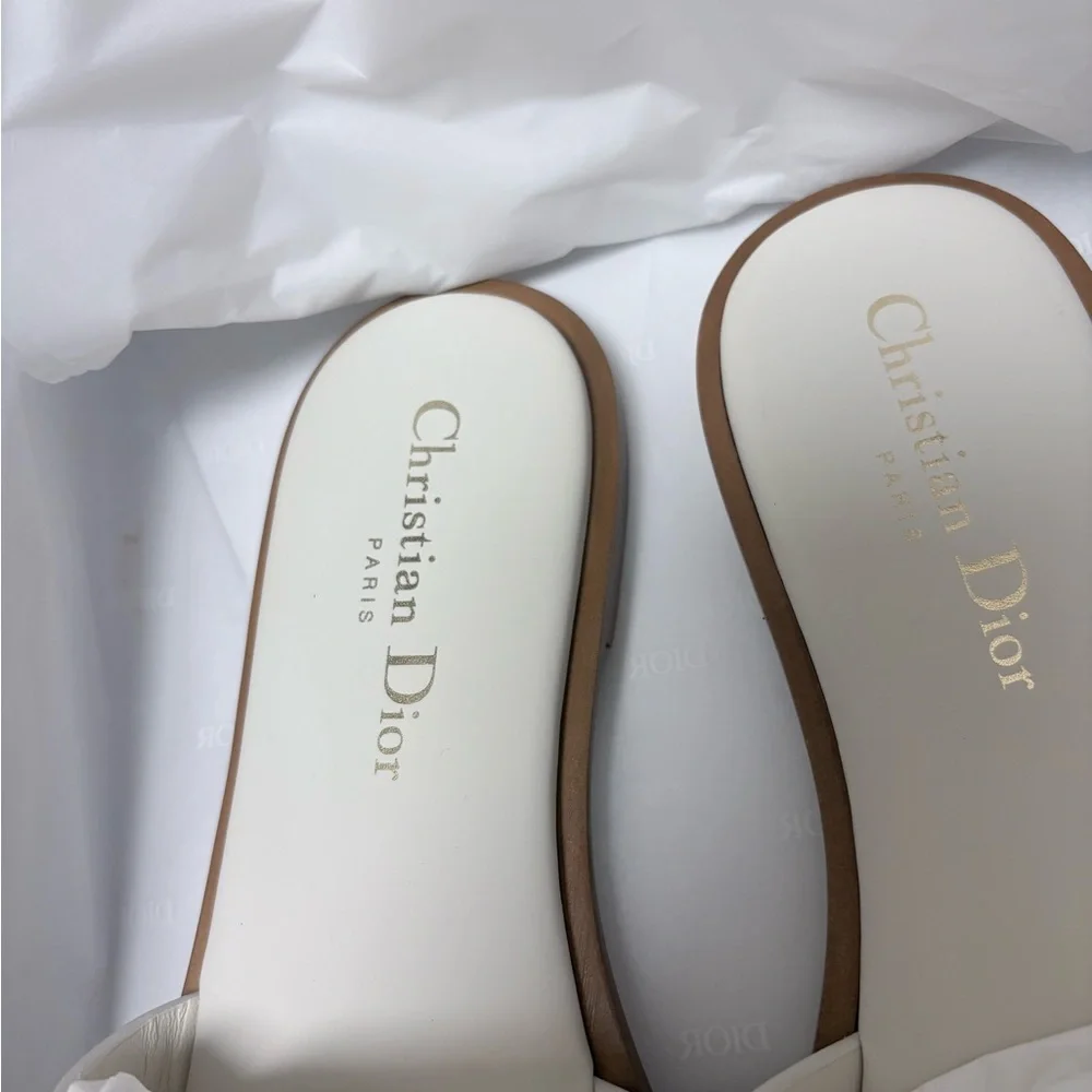 DWAY Dior Women’s White Slide Sandals - Paris Logo Sz:5 - Picture 2 of 8